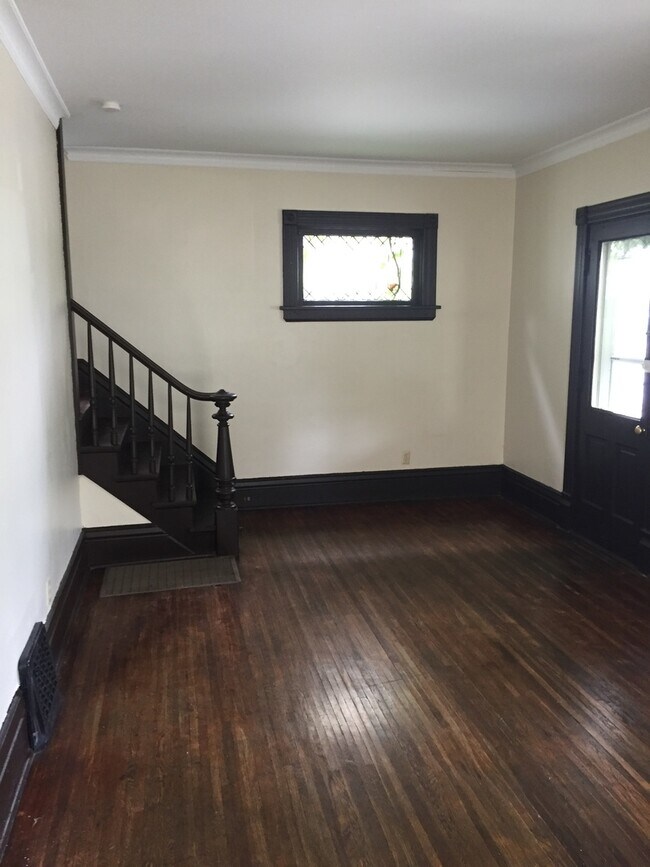 Foto del edificio - 2 Bed 1 Bath House Aurora's Tanner Histori...