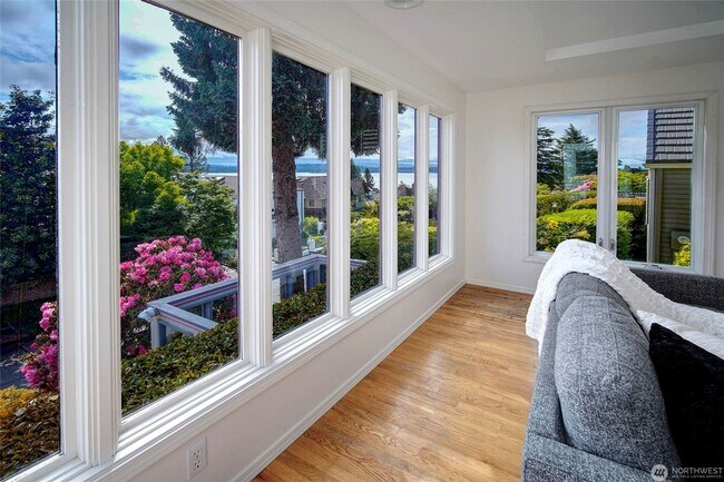 Foto del edificio - 4bd/3ba Seattle Home