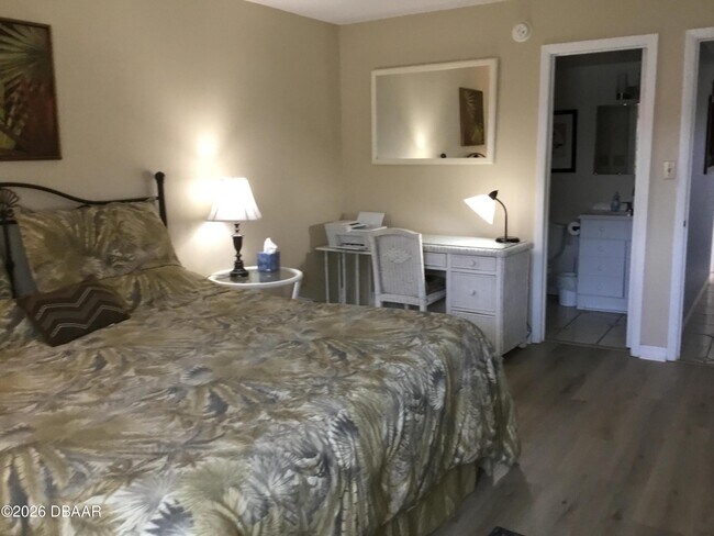 Building Photo - 1571 S Atlantic Ave