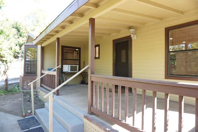 Foto del edificio - 3948 Pennsylvania Ave