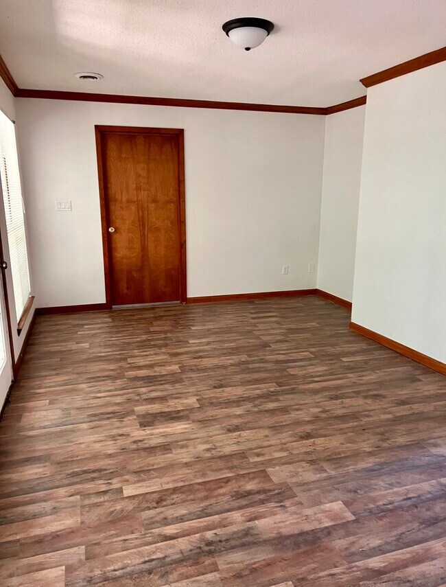 Building Photo - 88 Tanglewood Dr