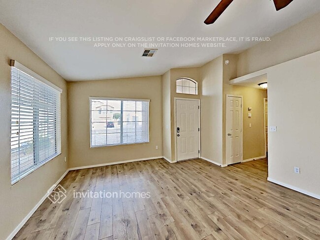 Building Photo - 901 E Whitten St