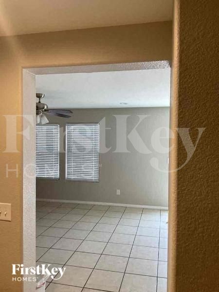 Foto del edificio - 10833 Beach House Ave