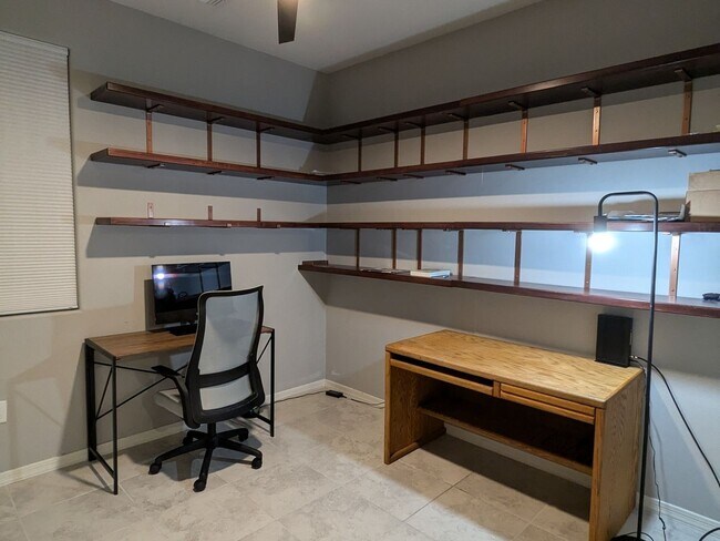 Foto del edificio - 4 Bedroom Single Family Home in Tucson