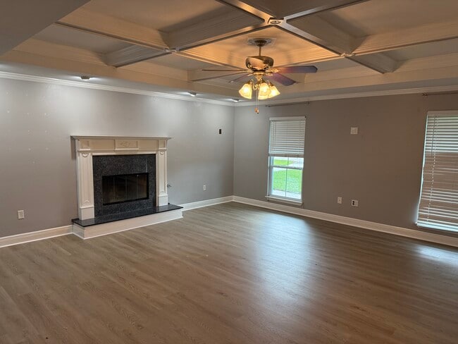 Building Photo - 11813 Wild Rose Dr