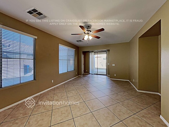 Foto del edificio - 21036 E Duncan St