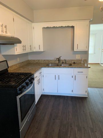 Foto principal - 4836 N Green Bay Rd