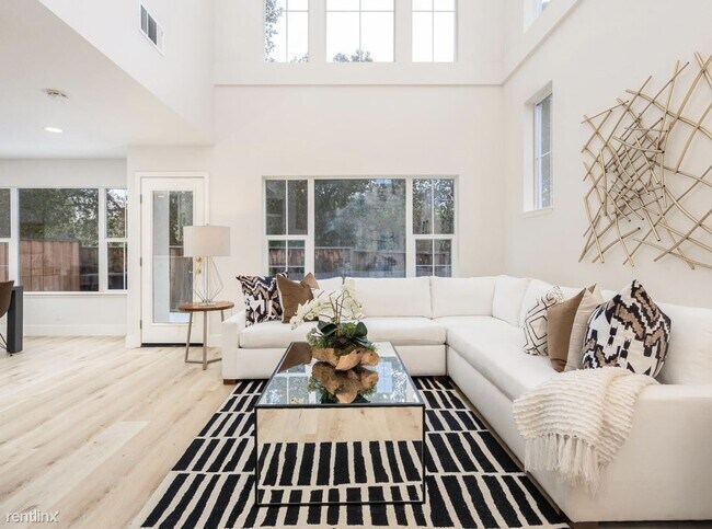 Foto del edificio - 3 br, 2.5 bath House - 134 Coralflower Lane