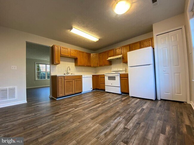 Foto del edificio - 9609 Coventry Creek Dr