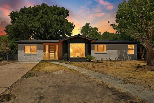 Building Photo - 5102 Ravensdale Ln