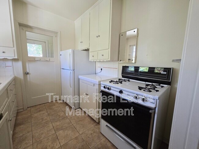 Foto del edificio - 1112.5 N Maryland Ave