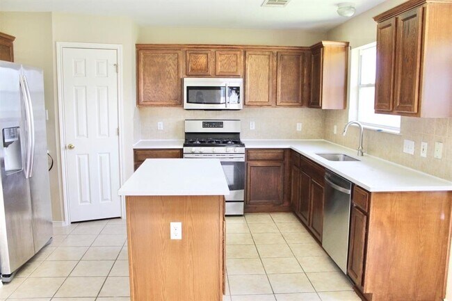 Foto del edificio - 128 Earl Keen St