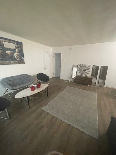 Photo - 1629 Franklin St Apartment