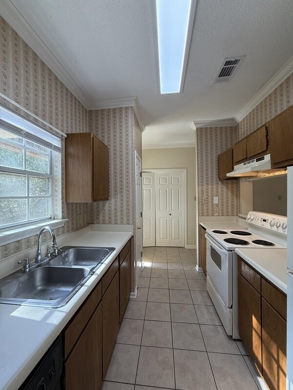 Foto del edificio - 5335 Rosedown Ct