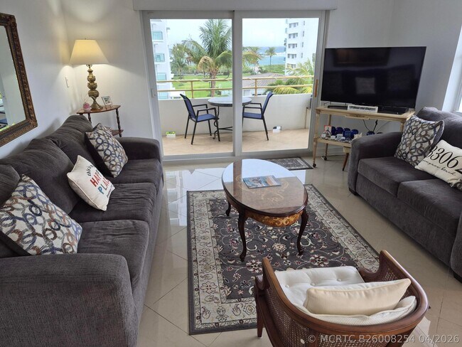 Foto del edificio - 1630 N Ocean Blvd