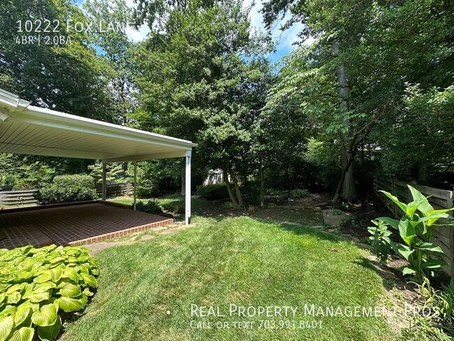Building Photo - Qualify for a zero deposit? Recently Remod...
