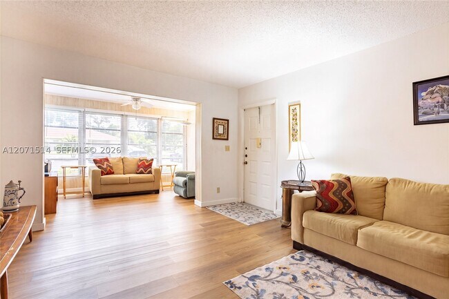 Foto del edificio - 4675 NW 3rd St