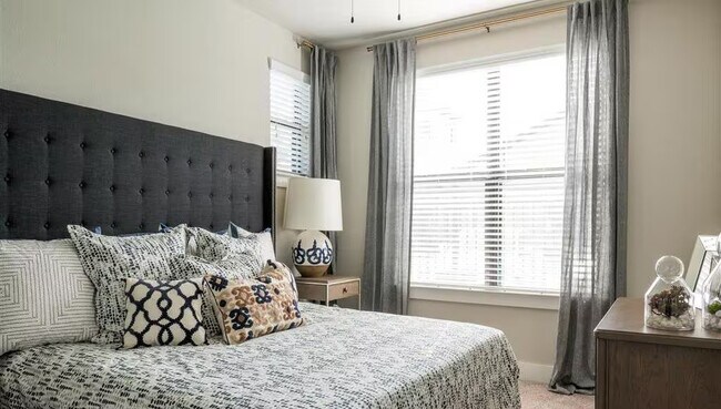 Foto del edificio - Spacious. Modern. Limited-Time $500 Off. Tour Today!