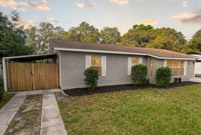 Foto del edificio - 118 Loizos Dr NW