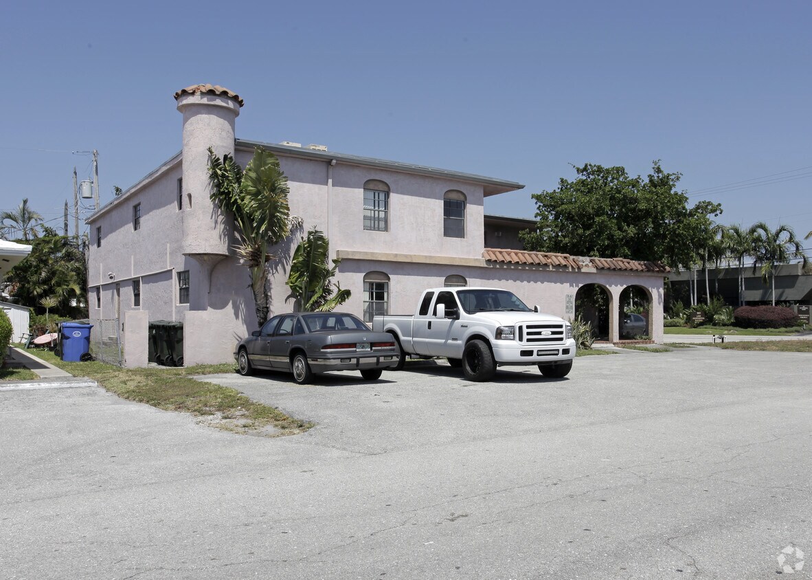 Building Photo - Holy Cross Apartments