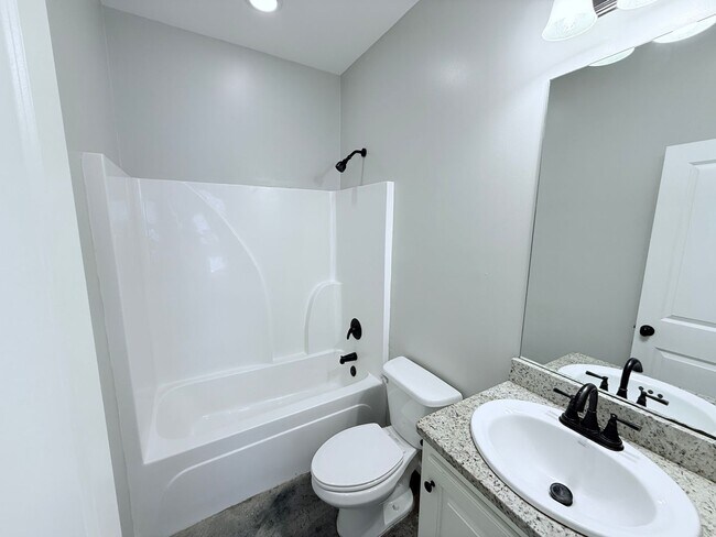 Building Photo - 145 MS-334