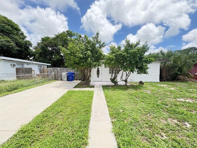 Building Photo - 2443 NW 7th St