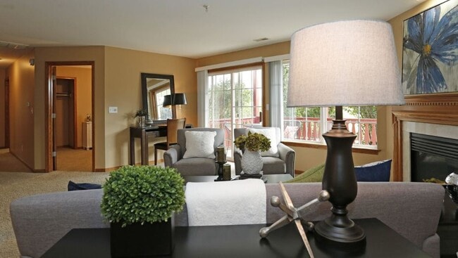 Building Photo - 3015 W Willow Knolls Dr