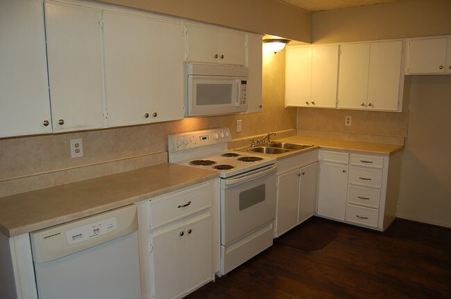 Building Photo - 1014 Glynn Dr