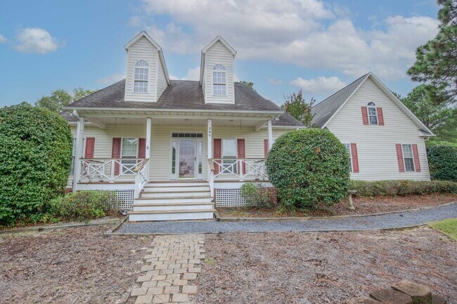 Building Photo - 380 Sullivan Dr