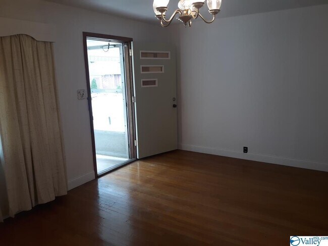 Foto del edificio - 1201 Mckinley Ave NE