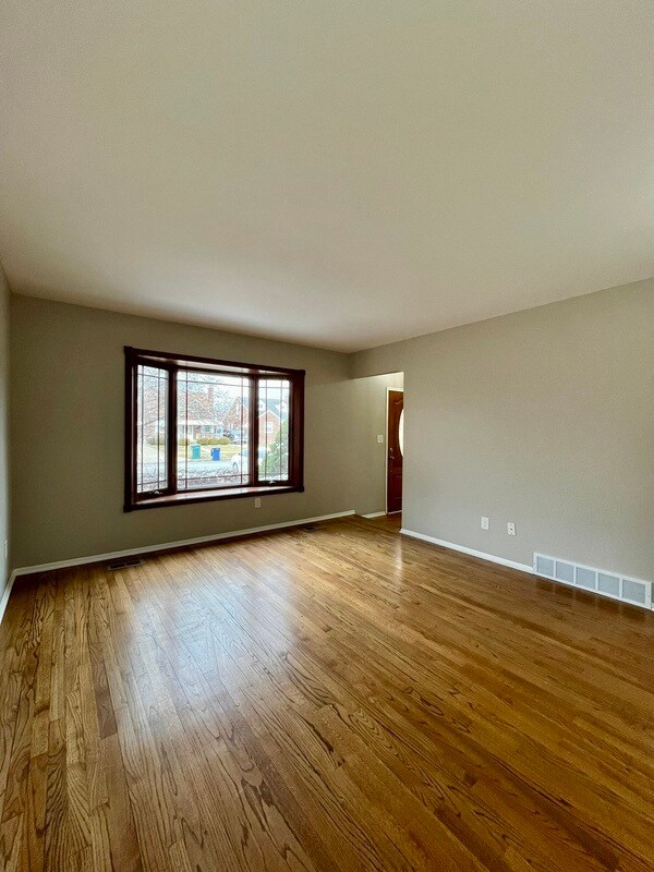 Foto del edificio - 969 Harrison Blvd