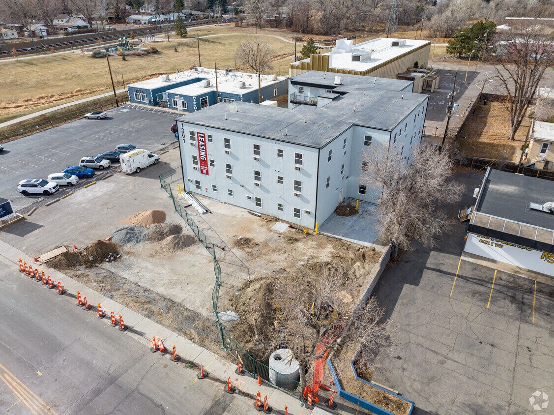 Dic 2022 - Carr St Flats