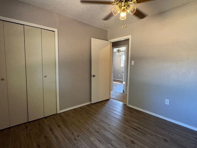 Foto del edificio - 314 SW 68th- $200 OFF AT MOVE IN!