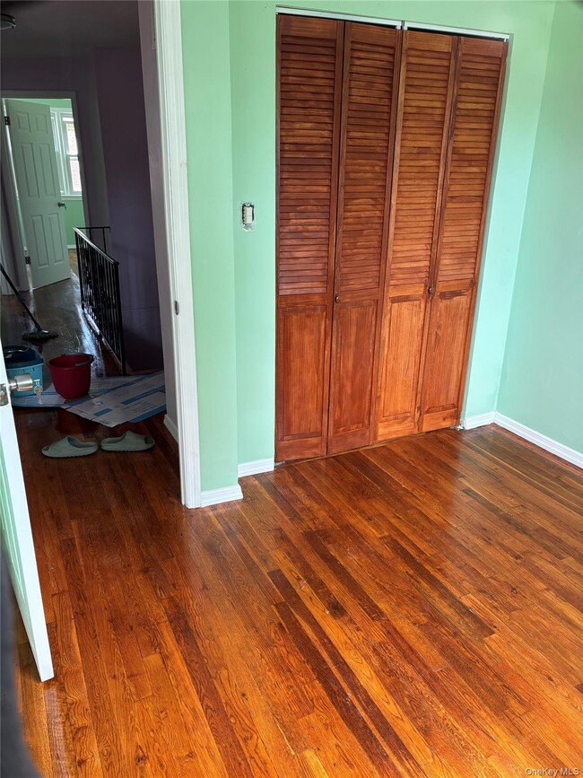 Building Photo - 20-26 Plainview Ave