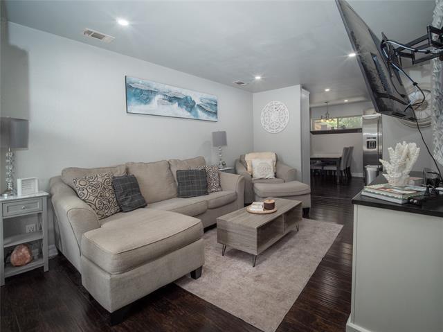 Foto del edificio - 2319 Klondike Dr