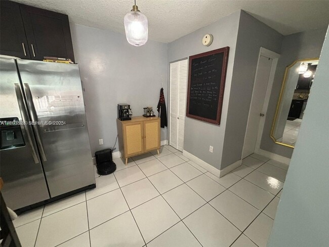 Foto del edificio - 7208 Fairway Dr