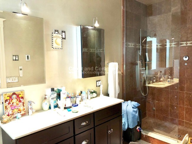 Foto del edificio - 1 Clinton Path