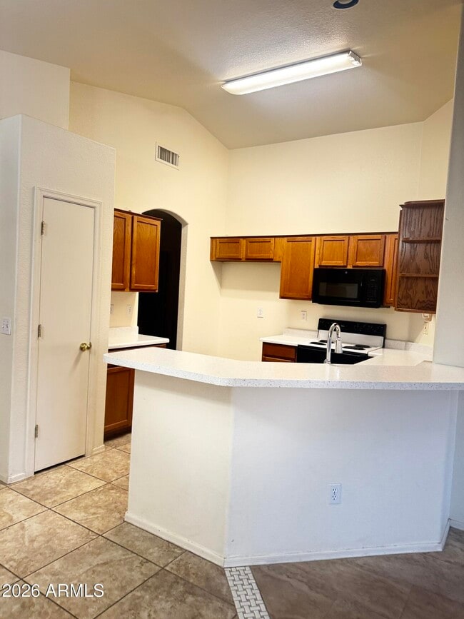 Foto del edificio - 5986 W Kesler Ln