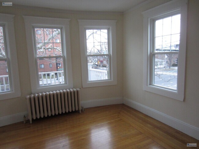 Building Photo - 286 Massachusetts Ave
