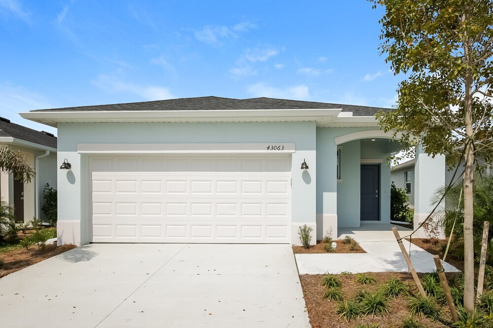 Primary Photo - 43063 Wild Indigo Rd