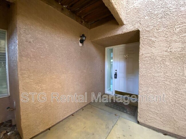 Foto del edificio - 2050 S 1400 E