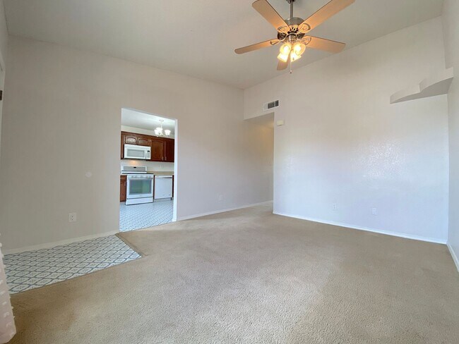 Foto del edificio - Northeast El Paso 3bed with Refrig A/C and...