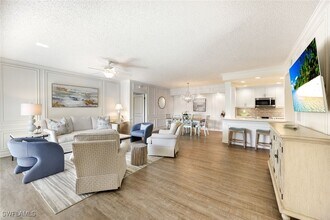 Building Photo - 797 Willowbrook Dr