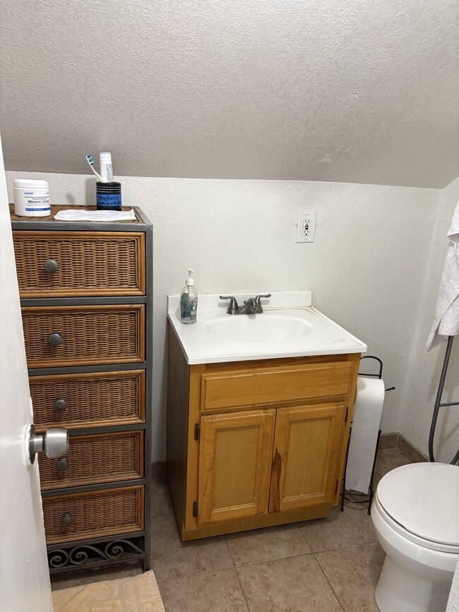 Photo - 144 E 60th St Apartment