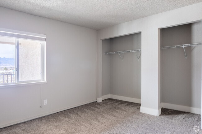 2BR, 2BA - 960SF - Parc at Prairie Grass