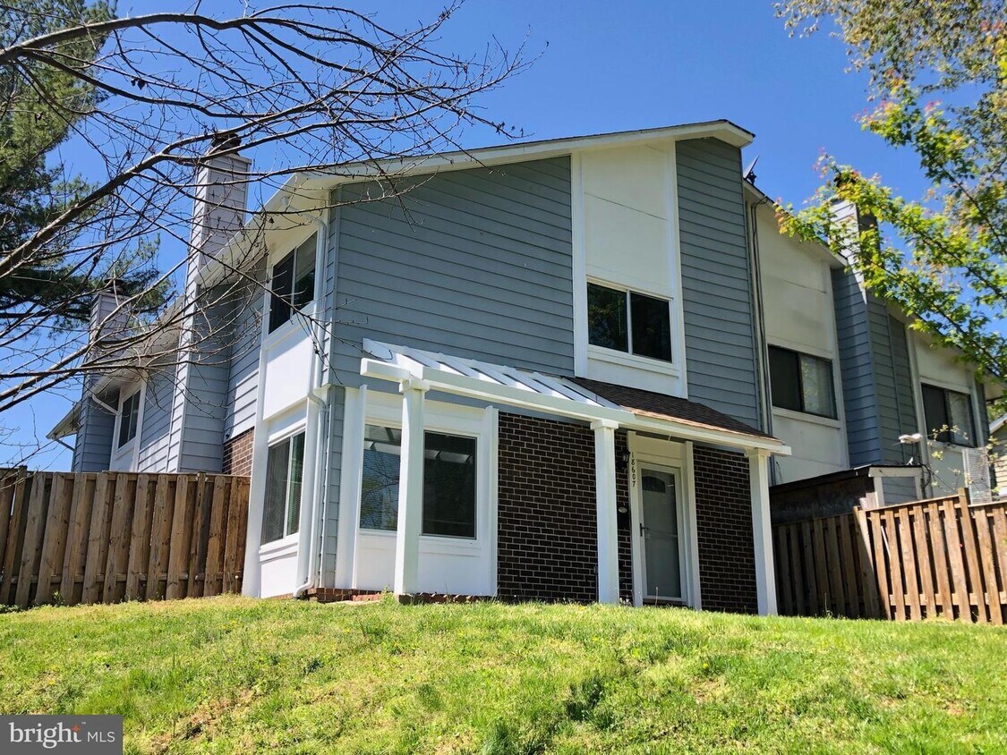 Primary Photo - 18607 Tarragon Way