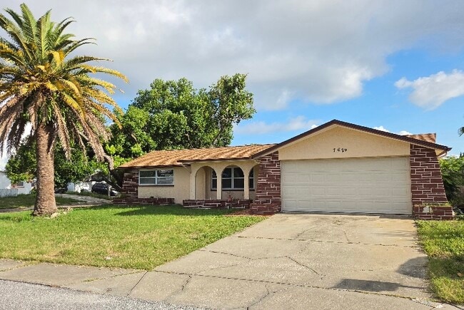 Building Photo - 7629 Topay Ln
