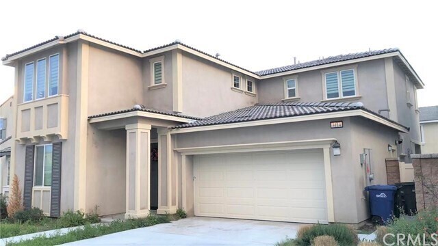 Building Photo - 3114 E Yellowstone Dr