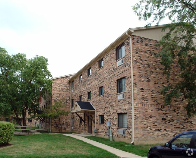 Building Photo - RoseWood Condominiums