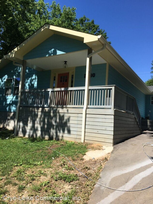Primary Photo - 2 br, 2 bath House - 2600 Crestwood Drive